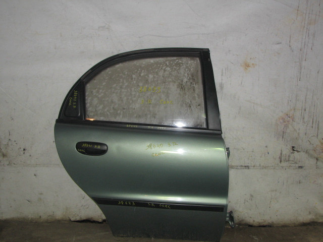 Накладка двери задней правой