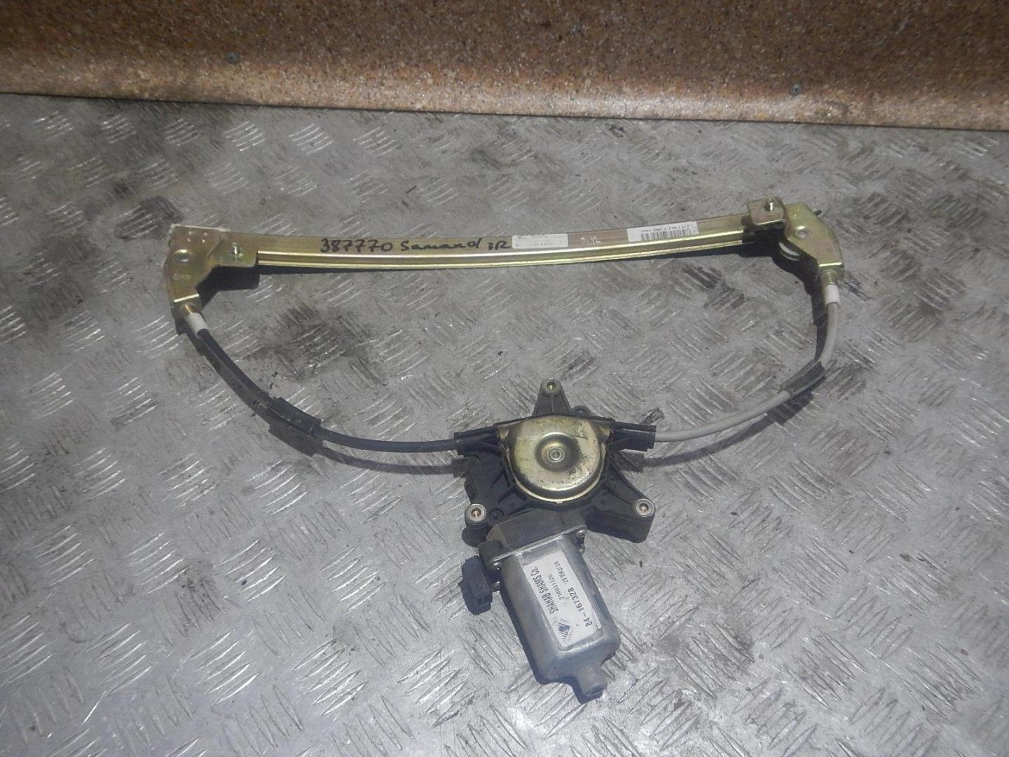 Стеклоподъемник электр. задний правый