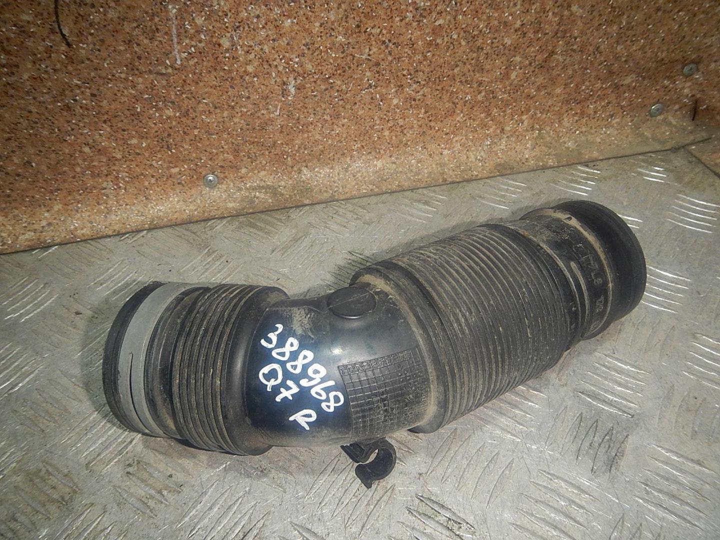 Патрубок воздушного фильтра