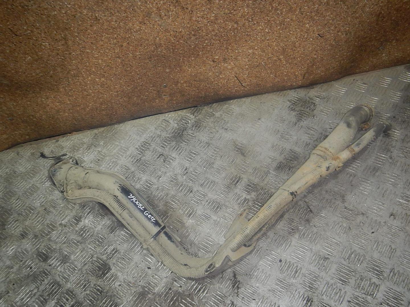 Горловина топливного бака