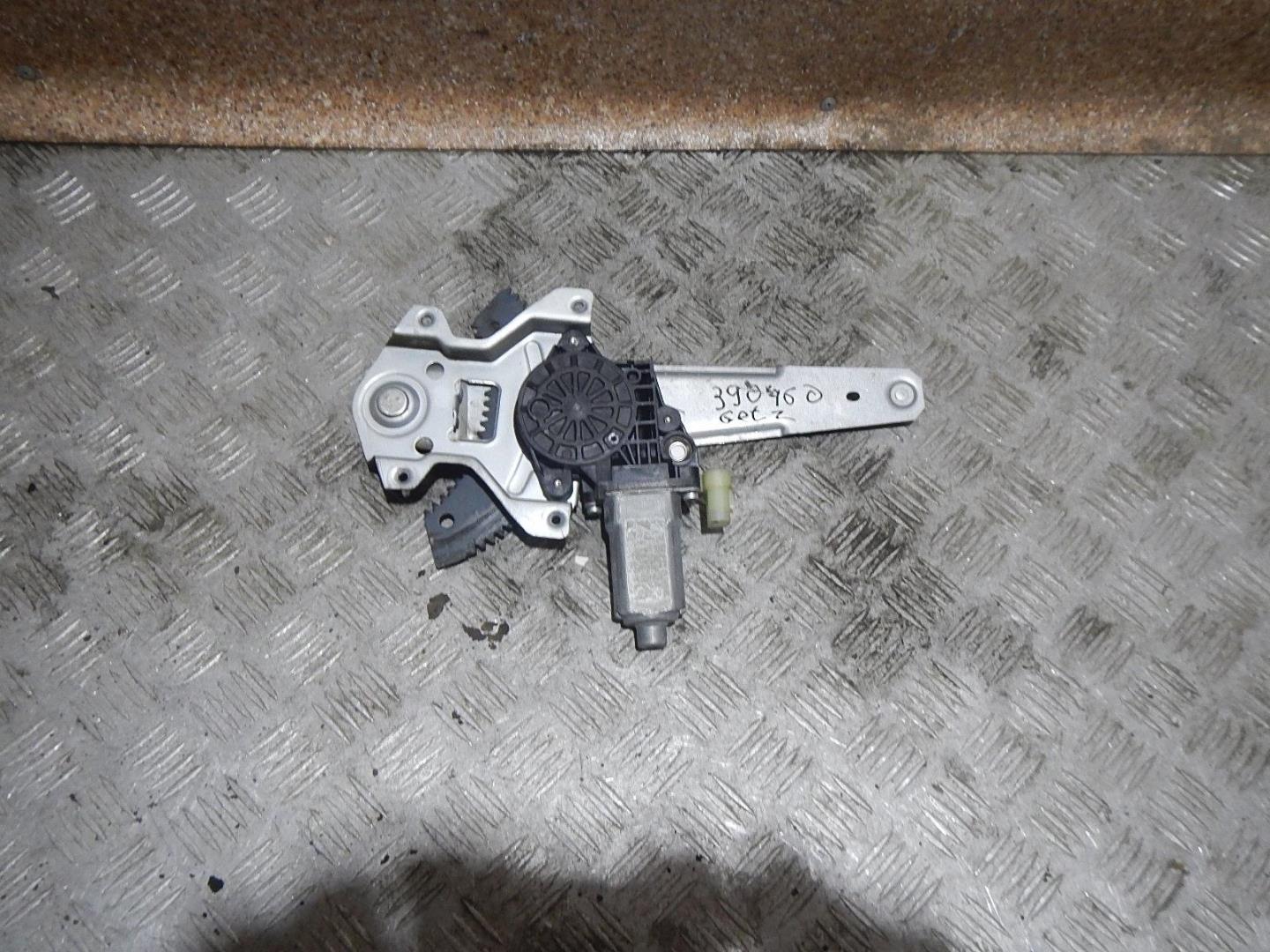 Стеклоподъемник электр. задний левый