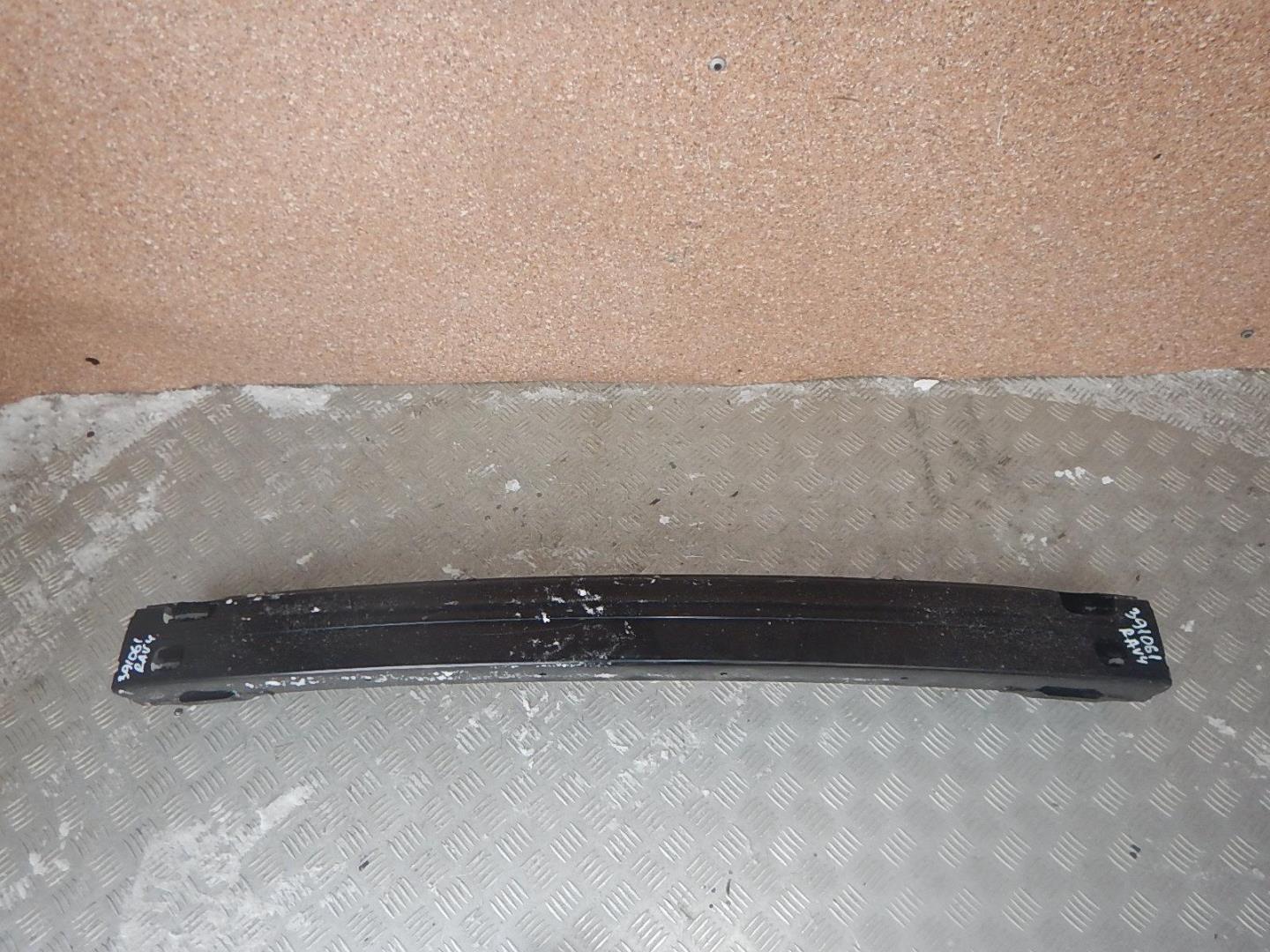 Усилитель заднего бампера