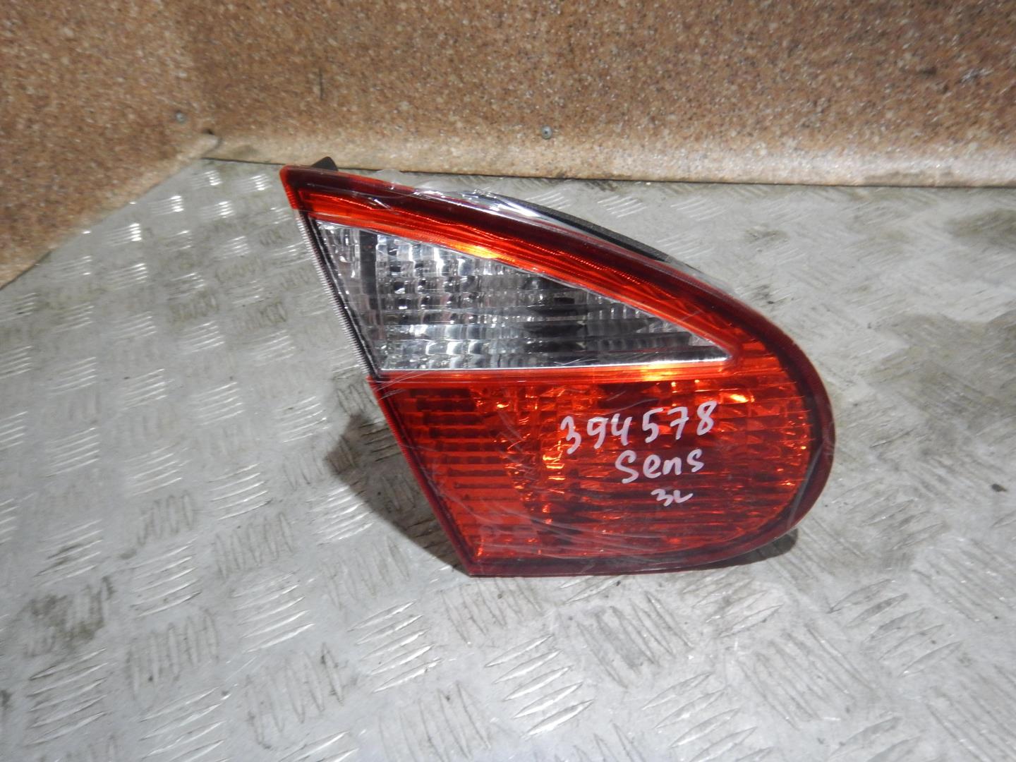 Фонарь задний внутренний левый