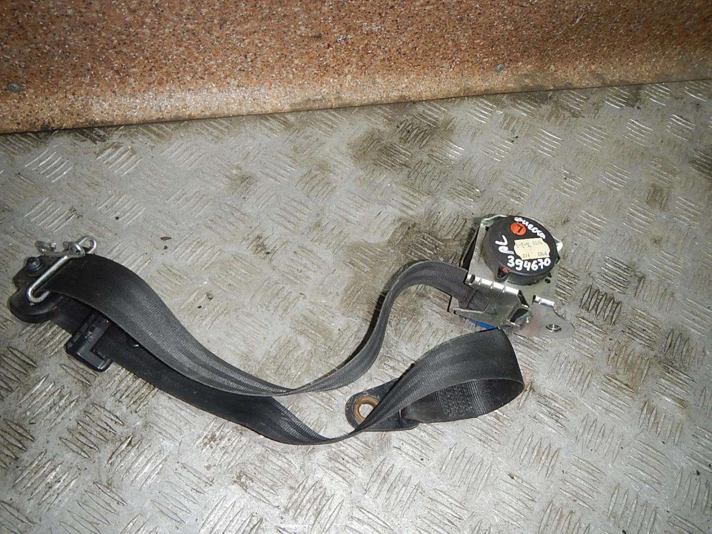 Ремень безопасности