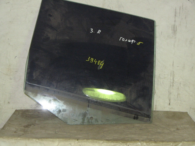 Стекло двери задней правой