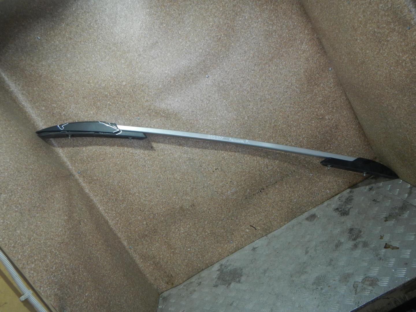 Рейлинг (релинг) правый (планка на крышу)