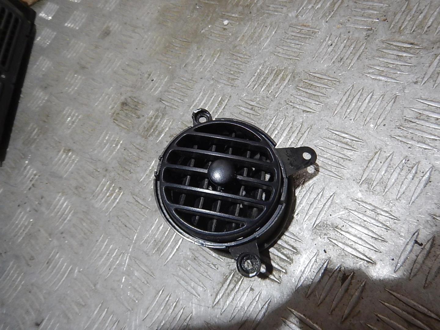 Дефлектор воздушный