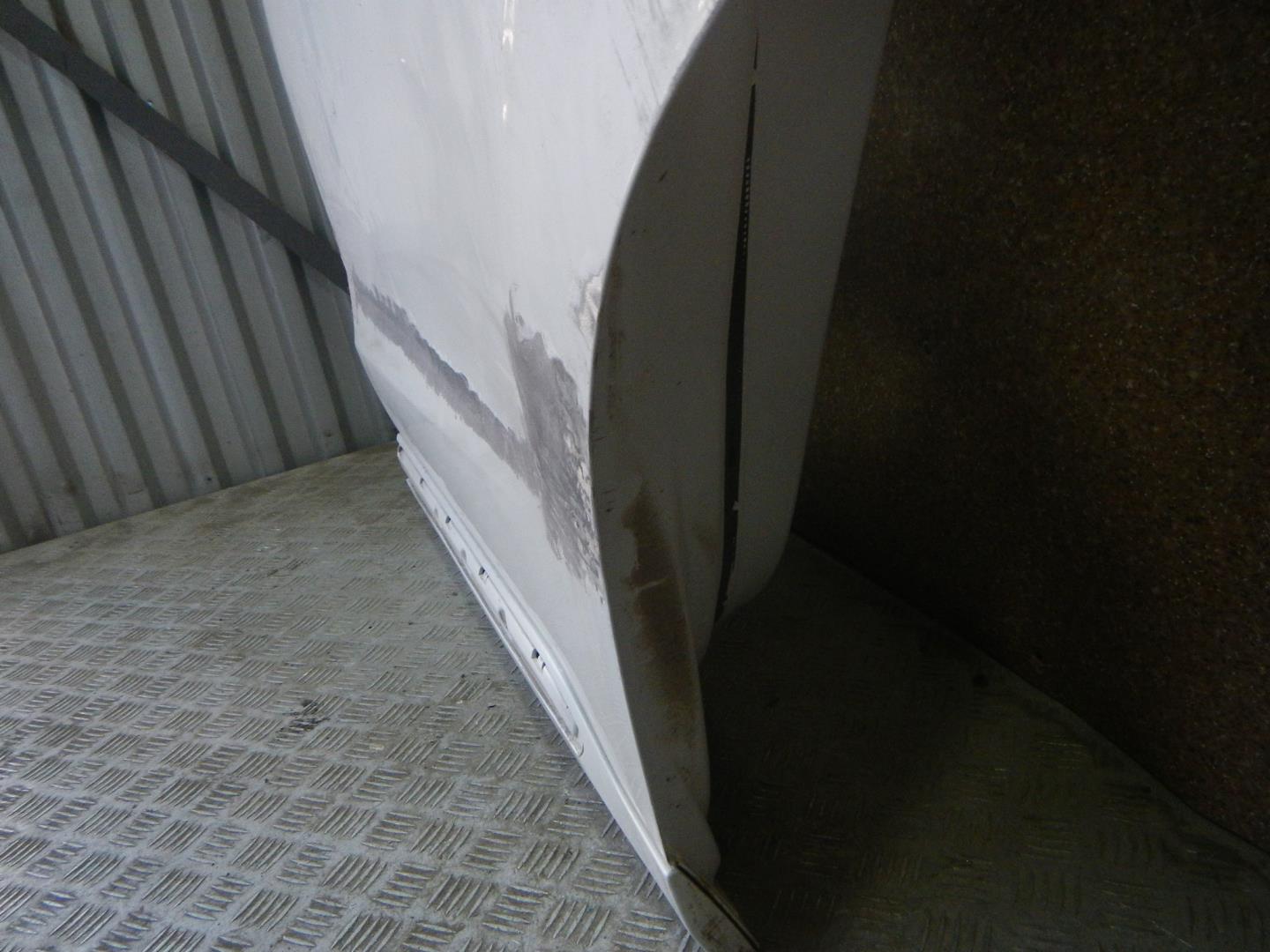 Дверь задняя левая