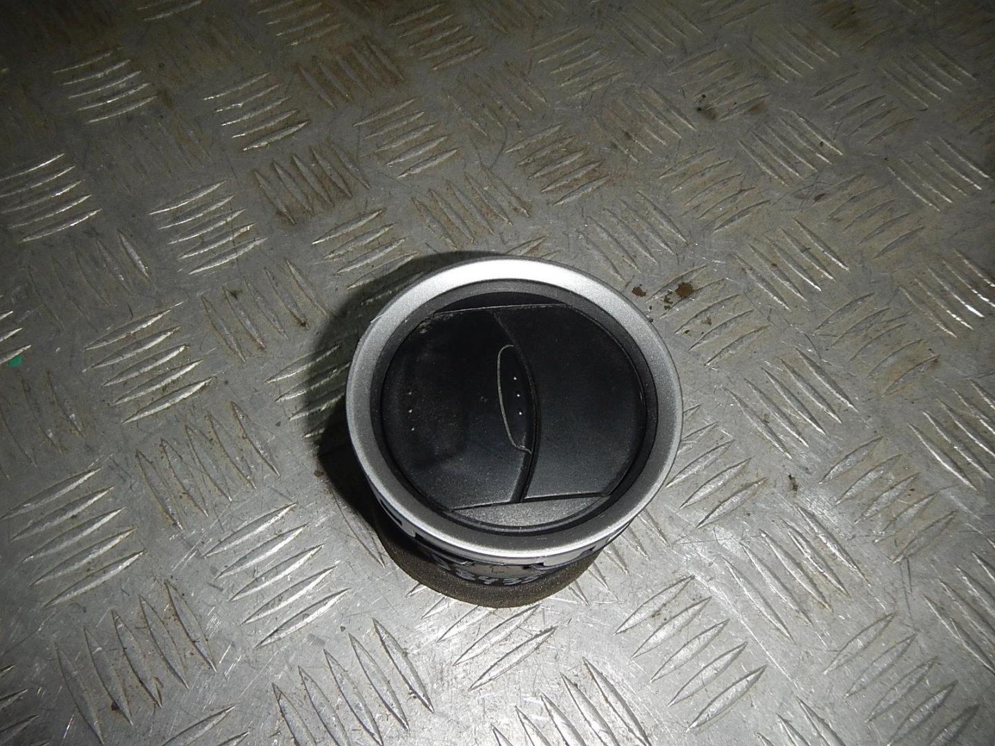 Дефлектор воздушный