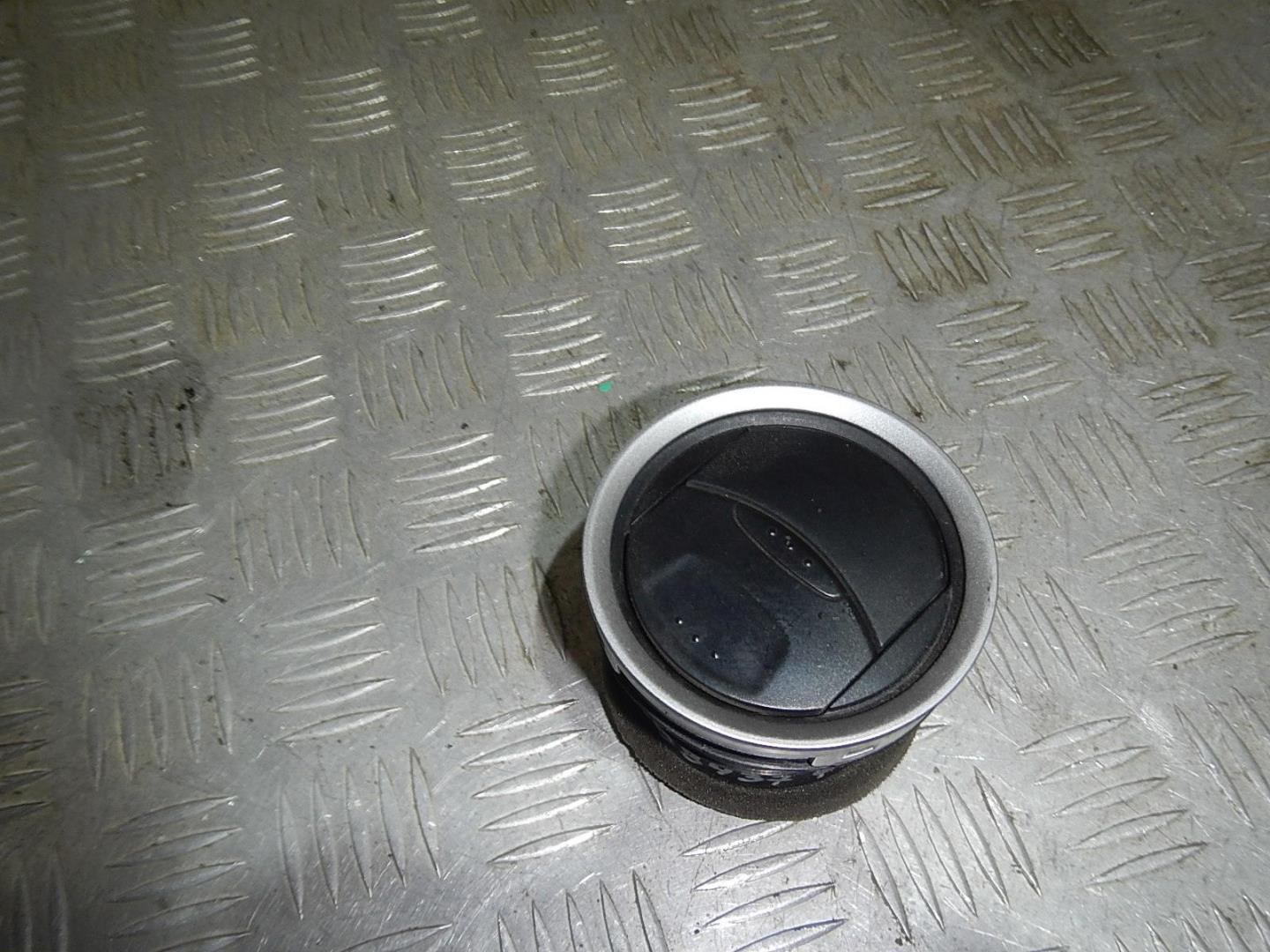 Дефлектор воздушный