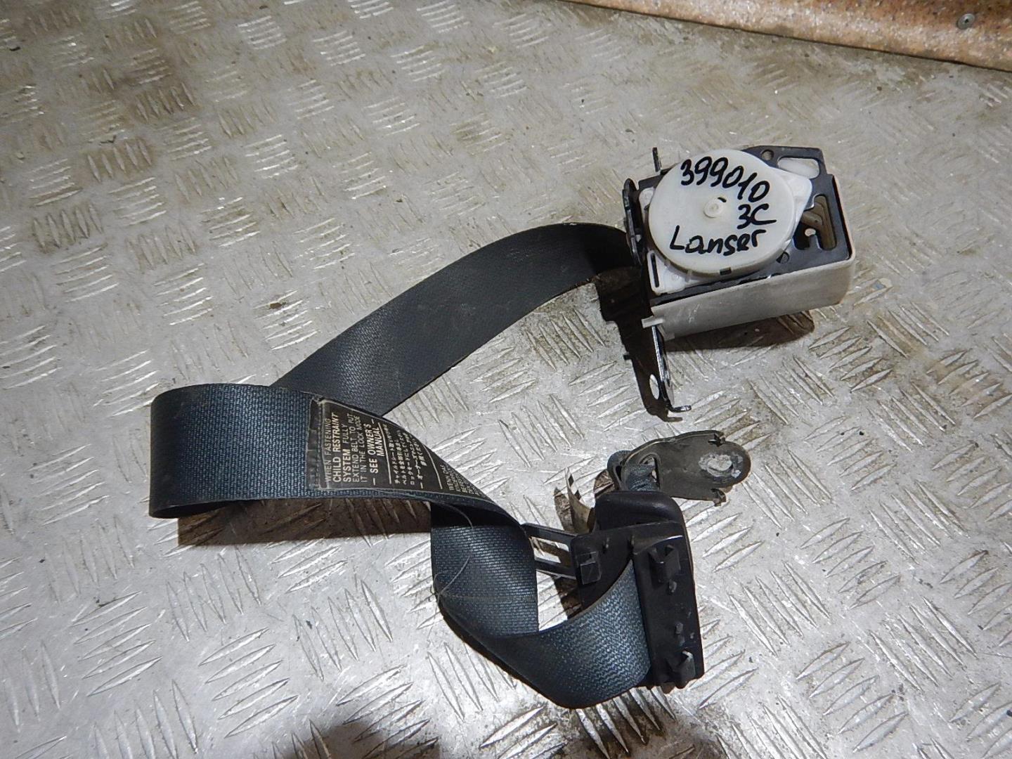 Ремень безопасности