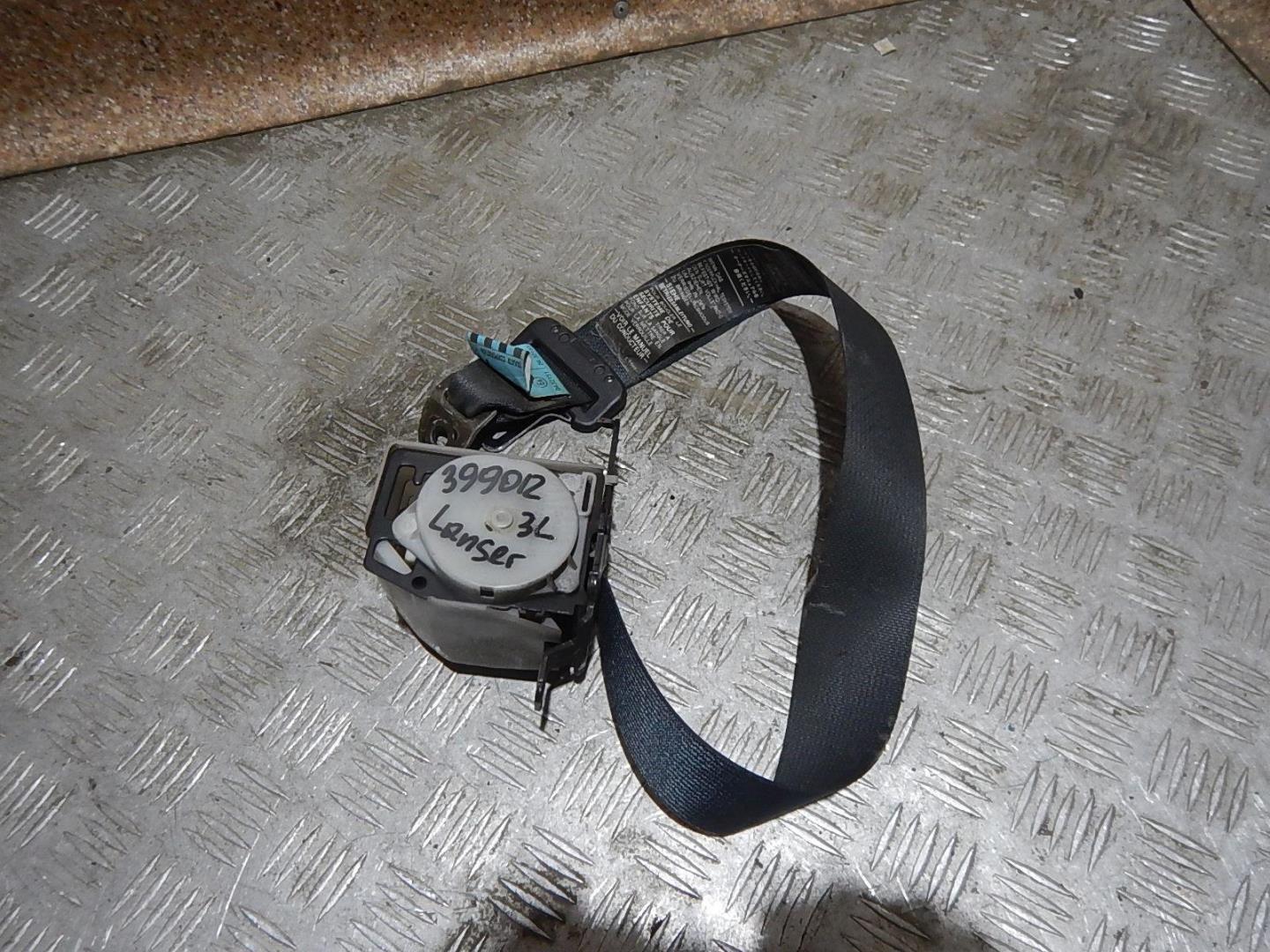 Ремень безопасности