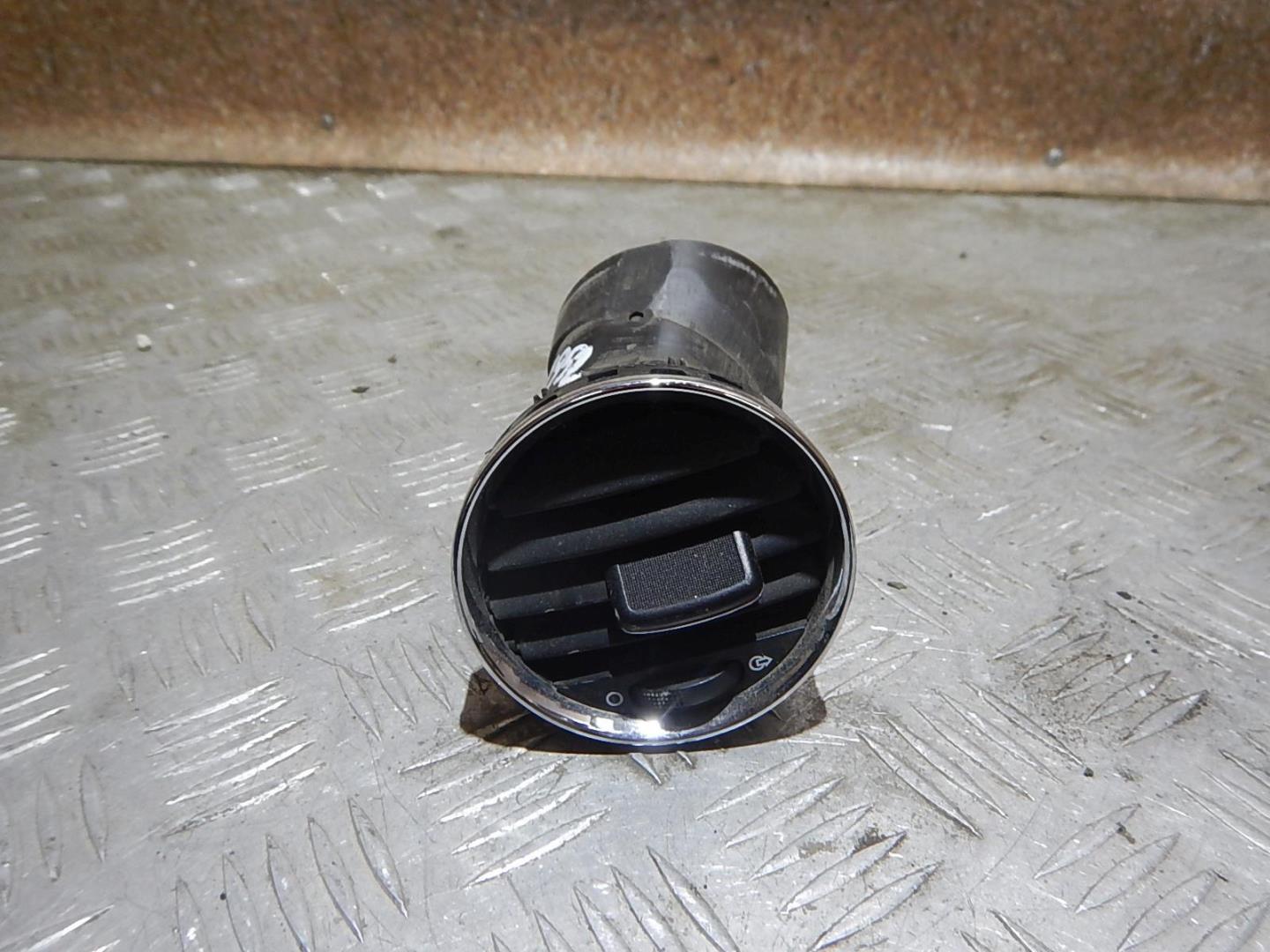 Дефлектор воздушный