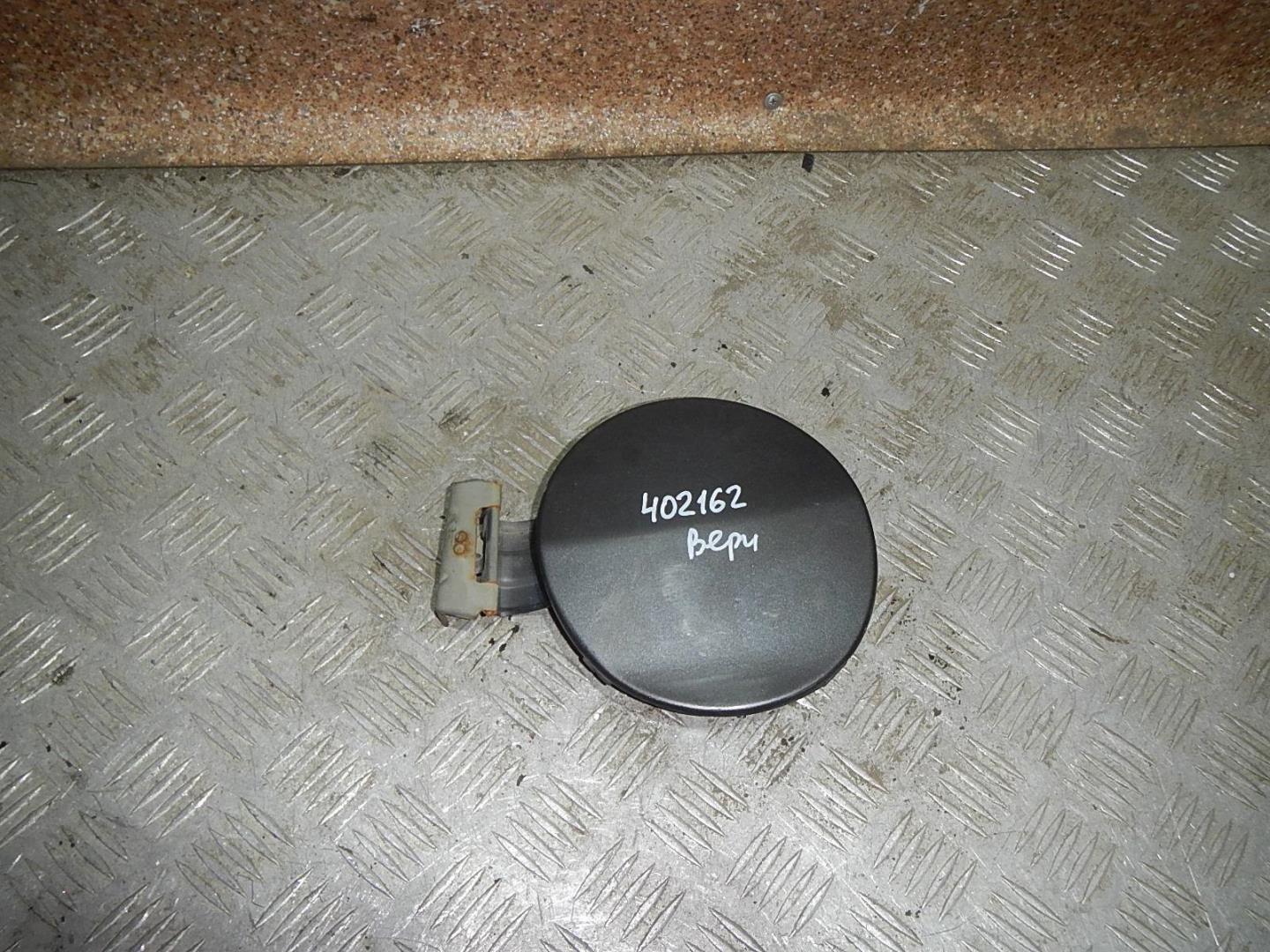 Лючок бензобака