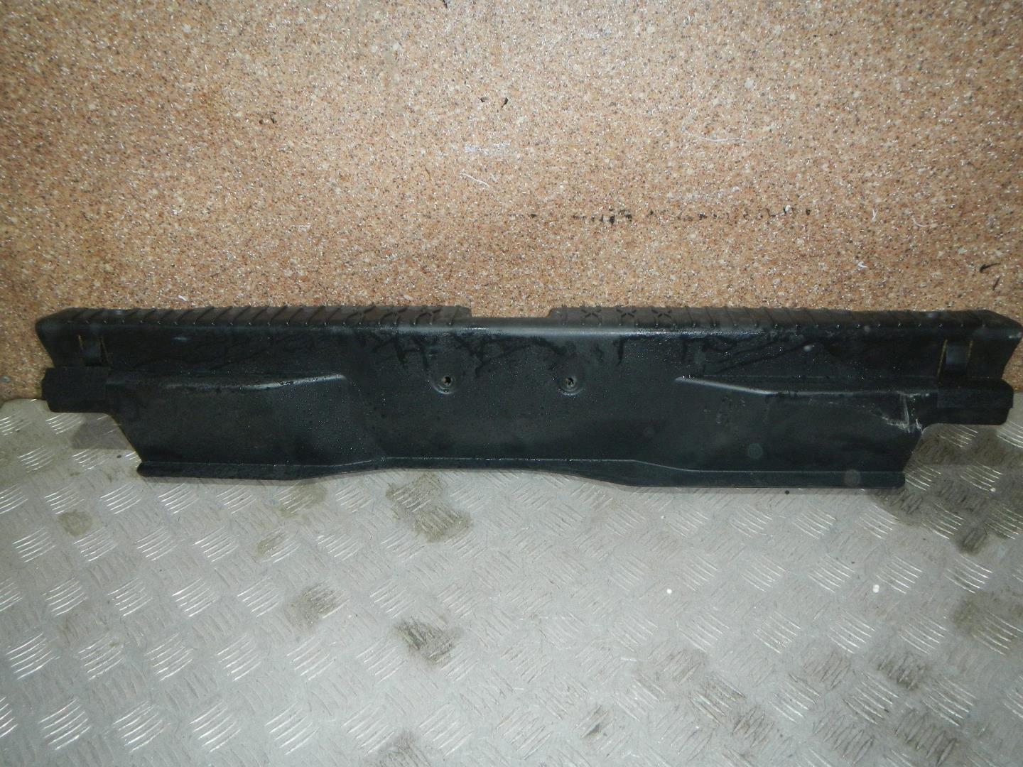 Обшивка багажника