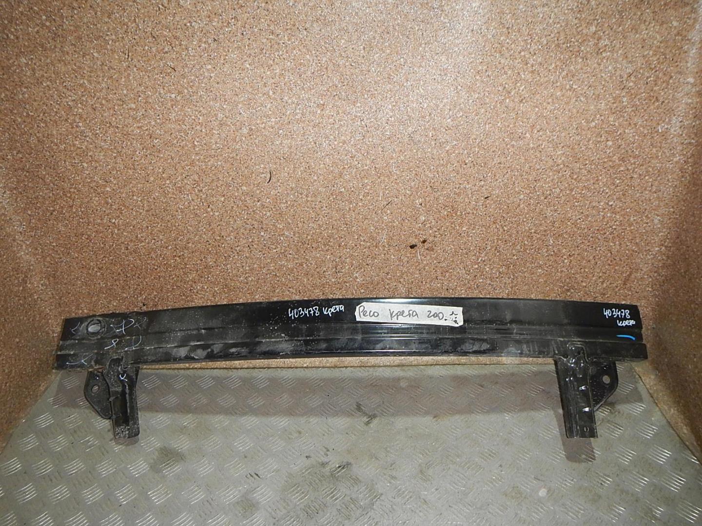 Усилитель переднего бампера