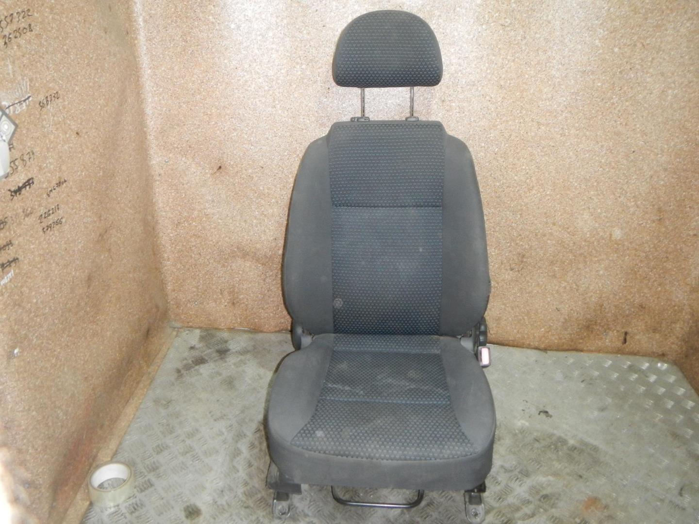 Сиденье переднее правое