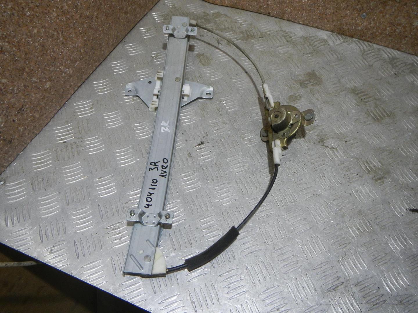 Стеклоподъемник механ. задний правый