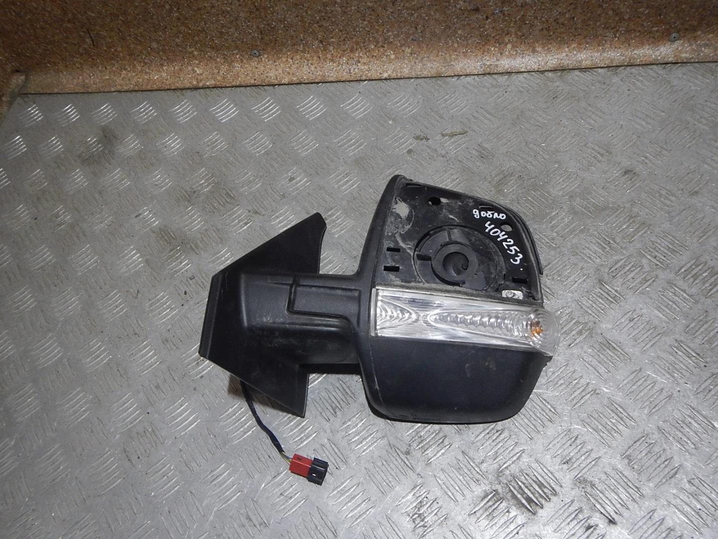 Зеркало левое электрическое