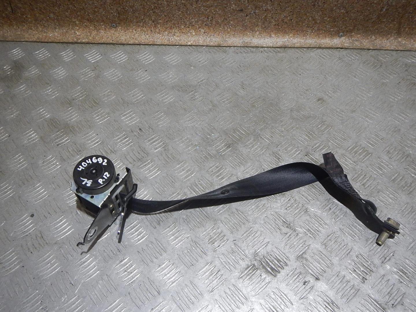 Ремень безопасности