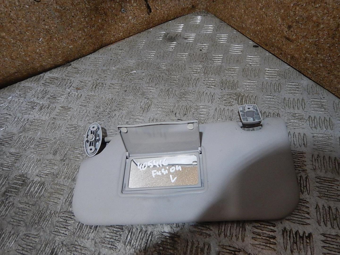 Козырек солнцезащитный