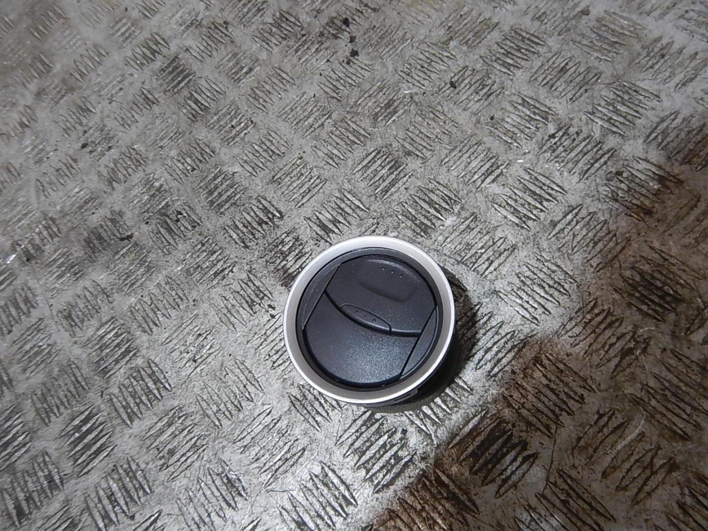 Дефлектор воздушный