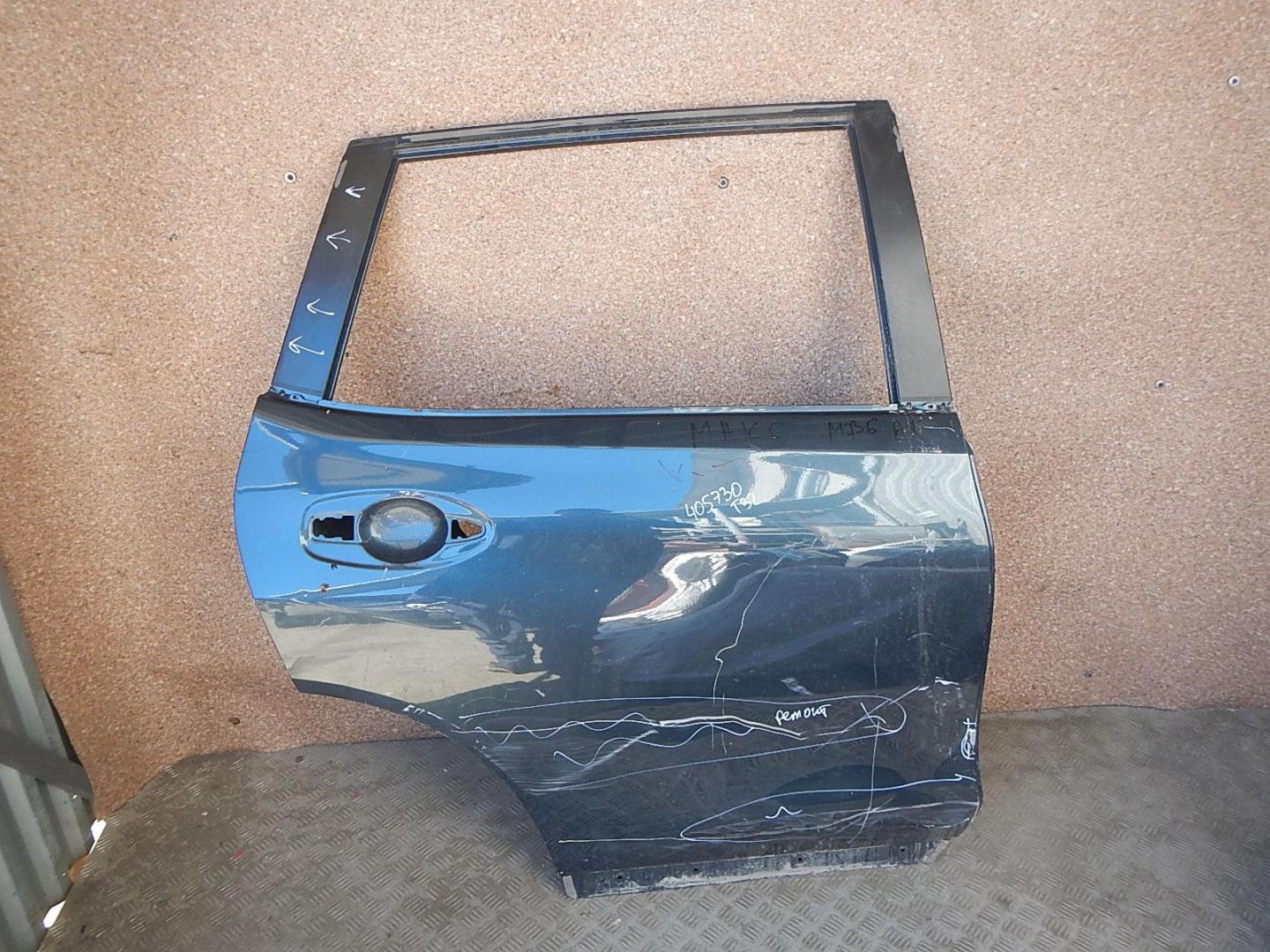 Дверь задняя правая