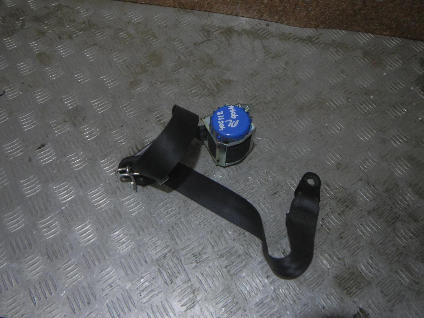 Ремень безопасности