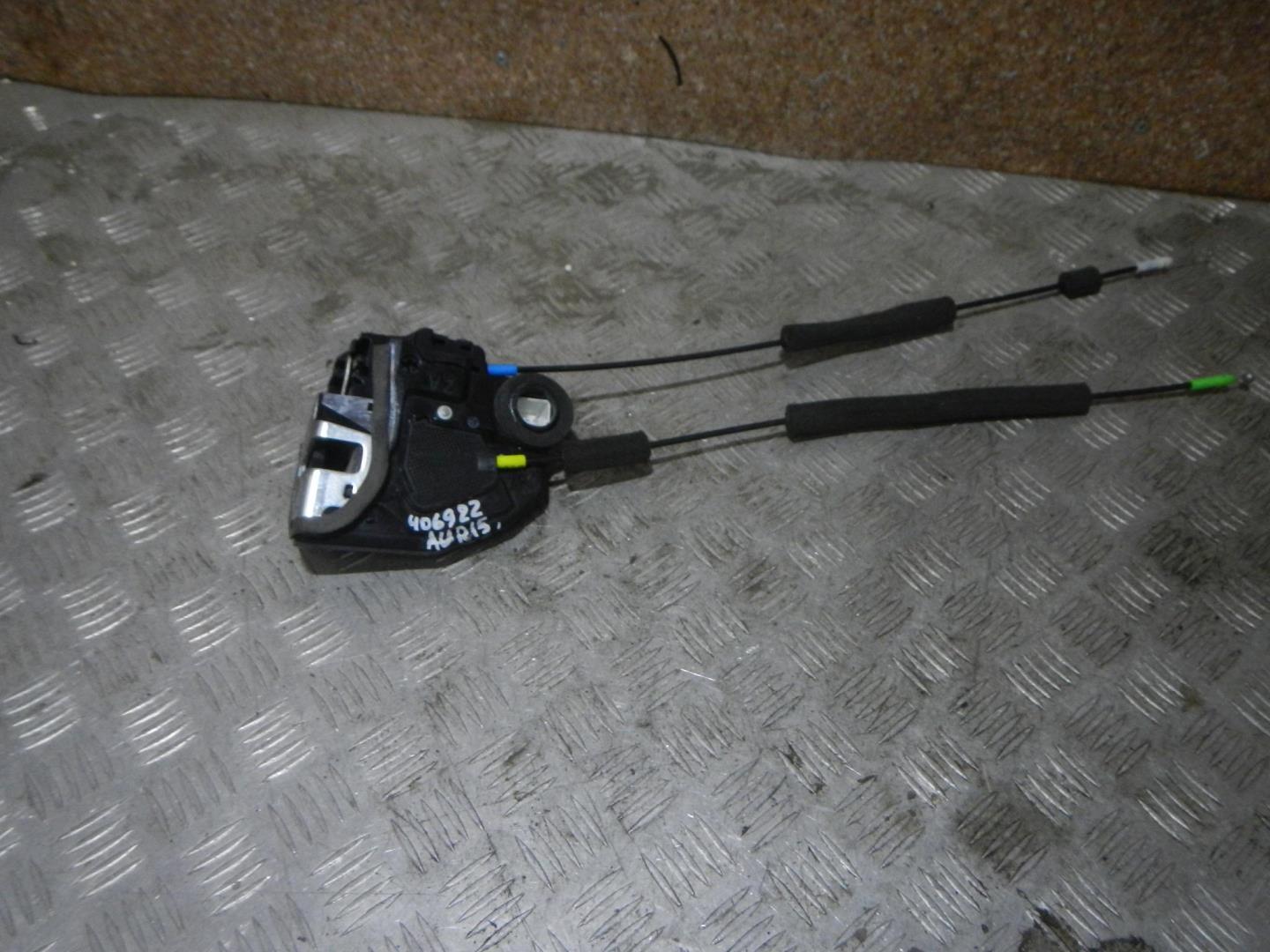 Замок двери задней правой