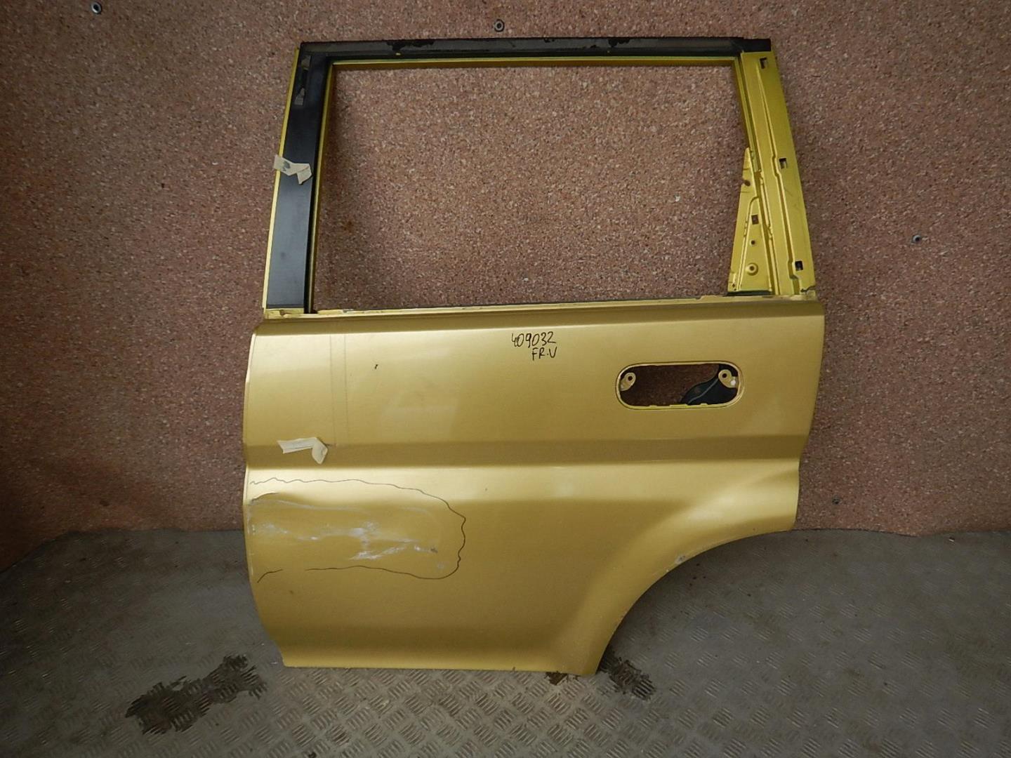 Дверь задняя левая