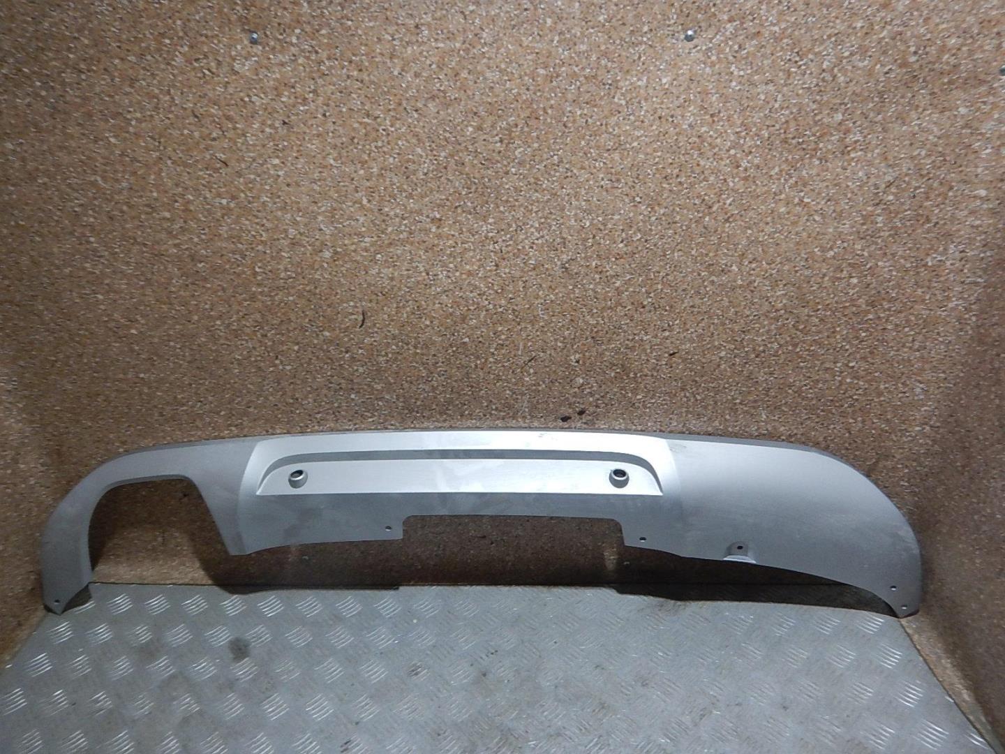 Накладка заднего бампера