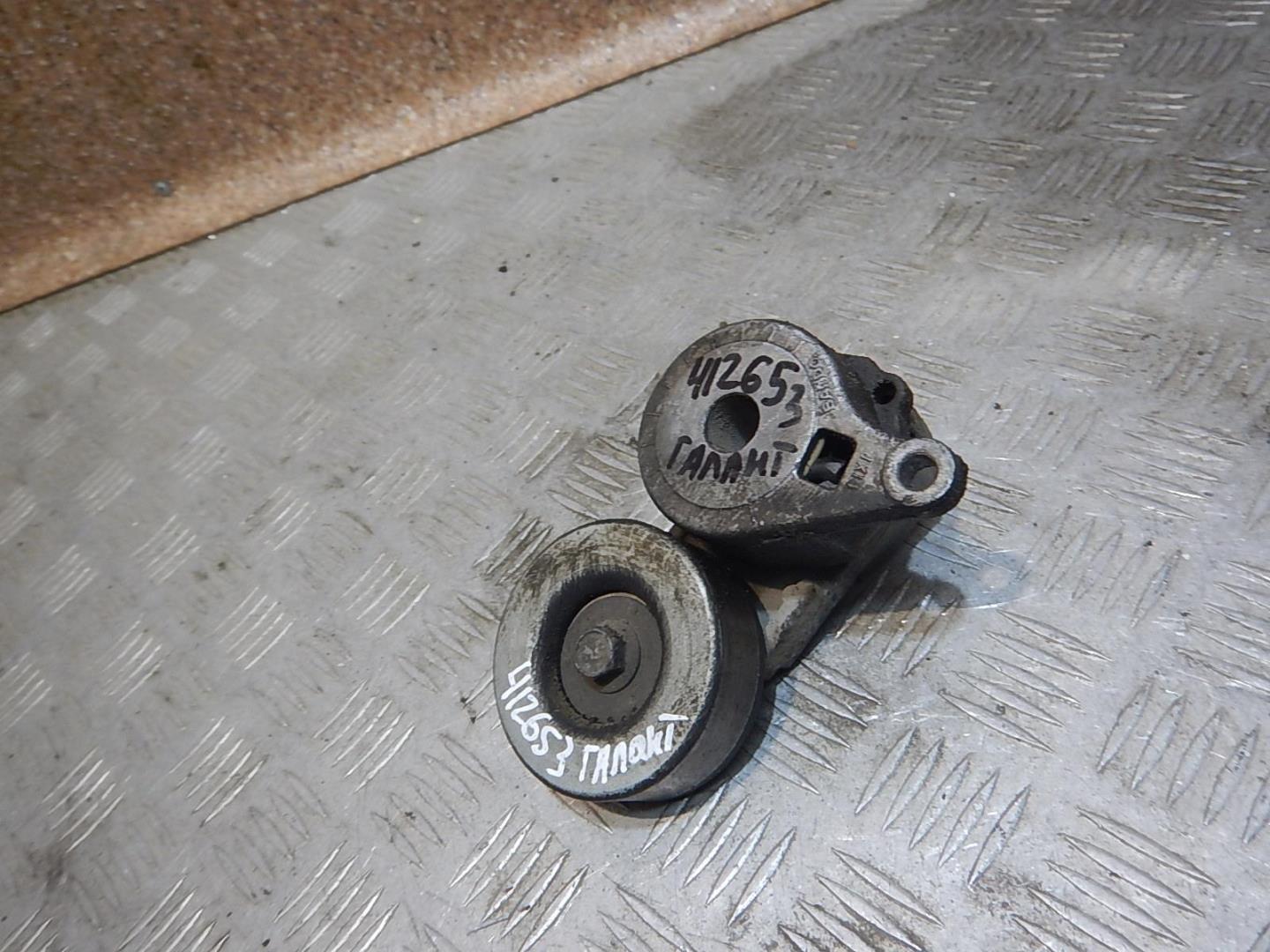 Ролик-натяжитель