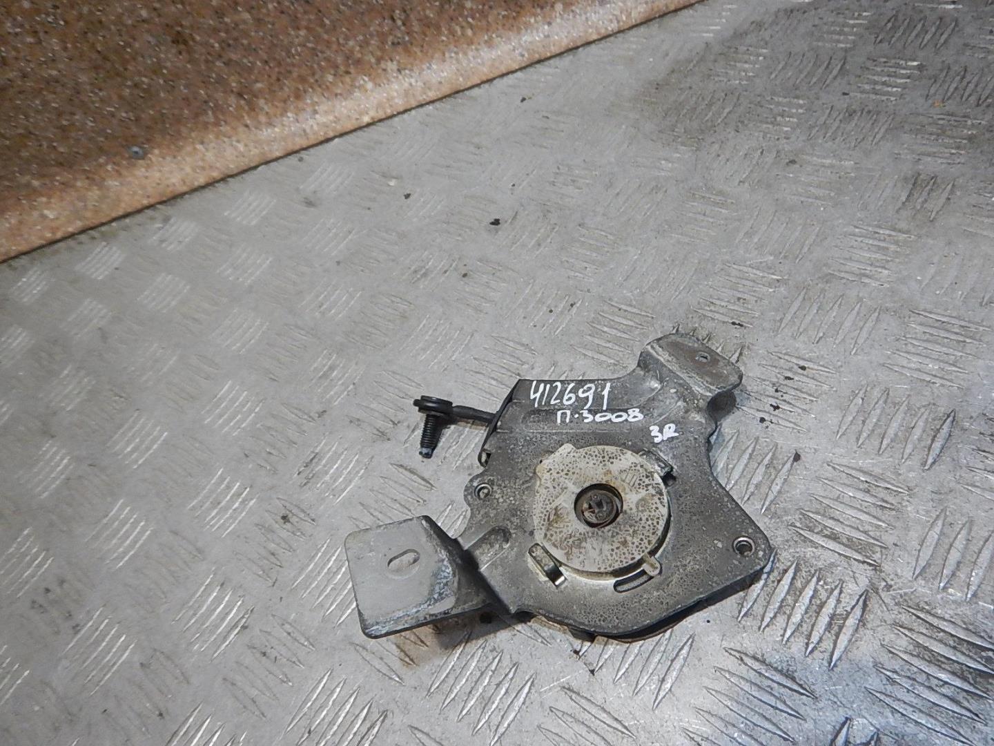 Ограничитель двери