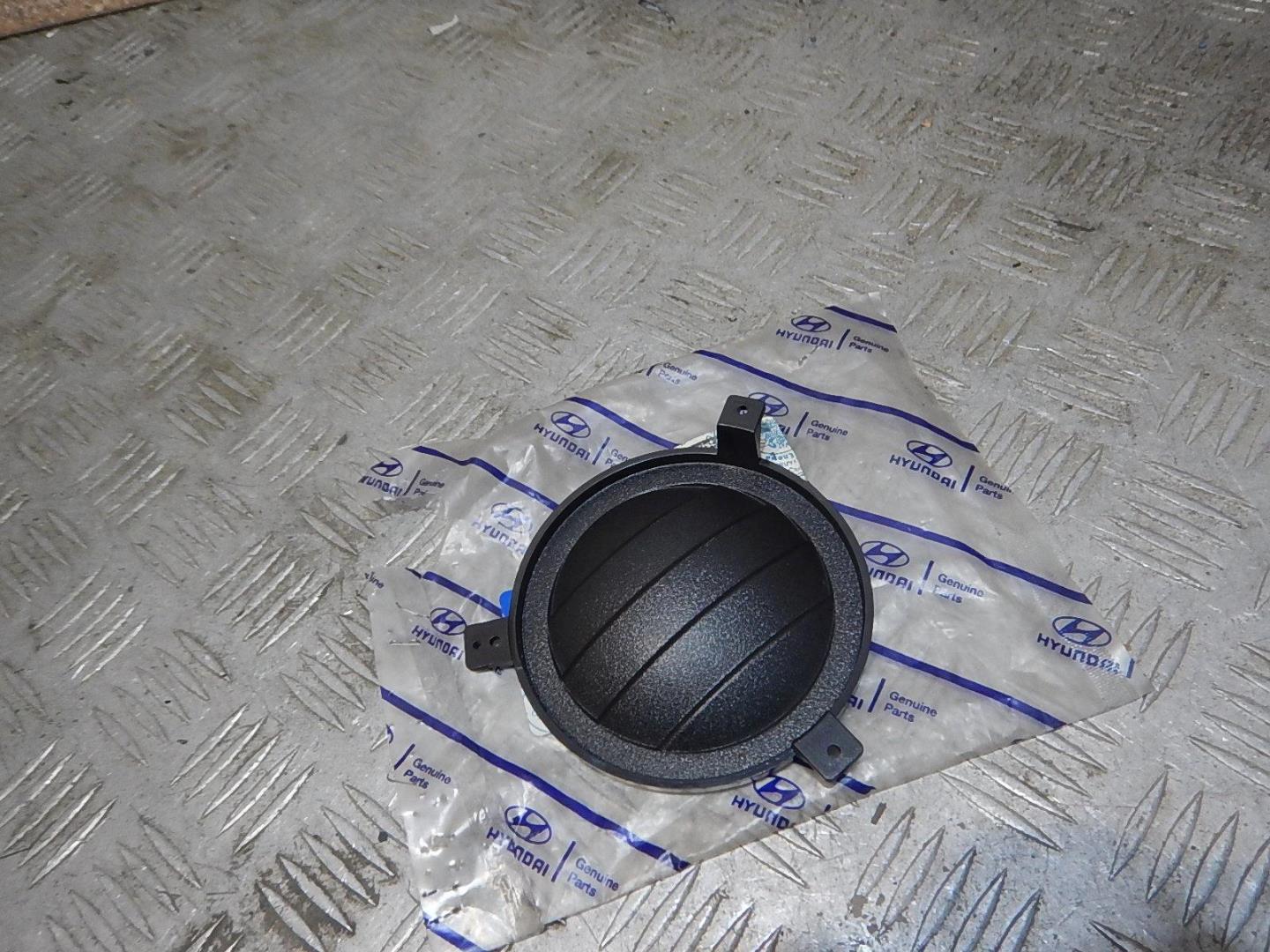 Решетка в бампер левая