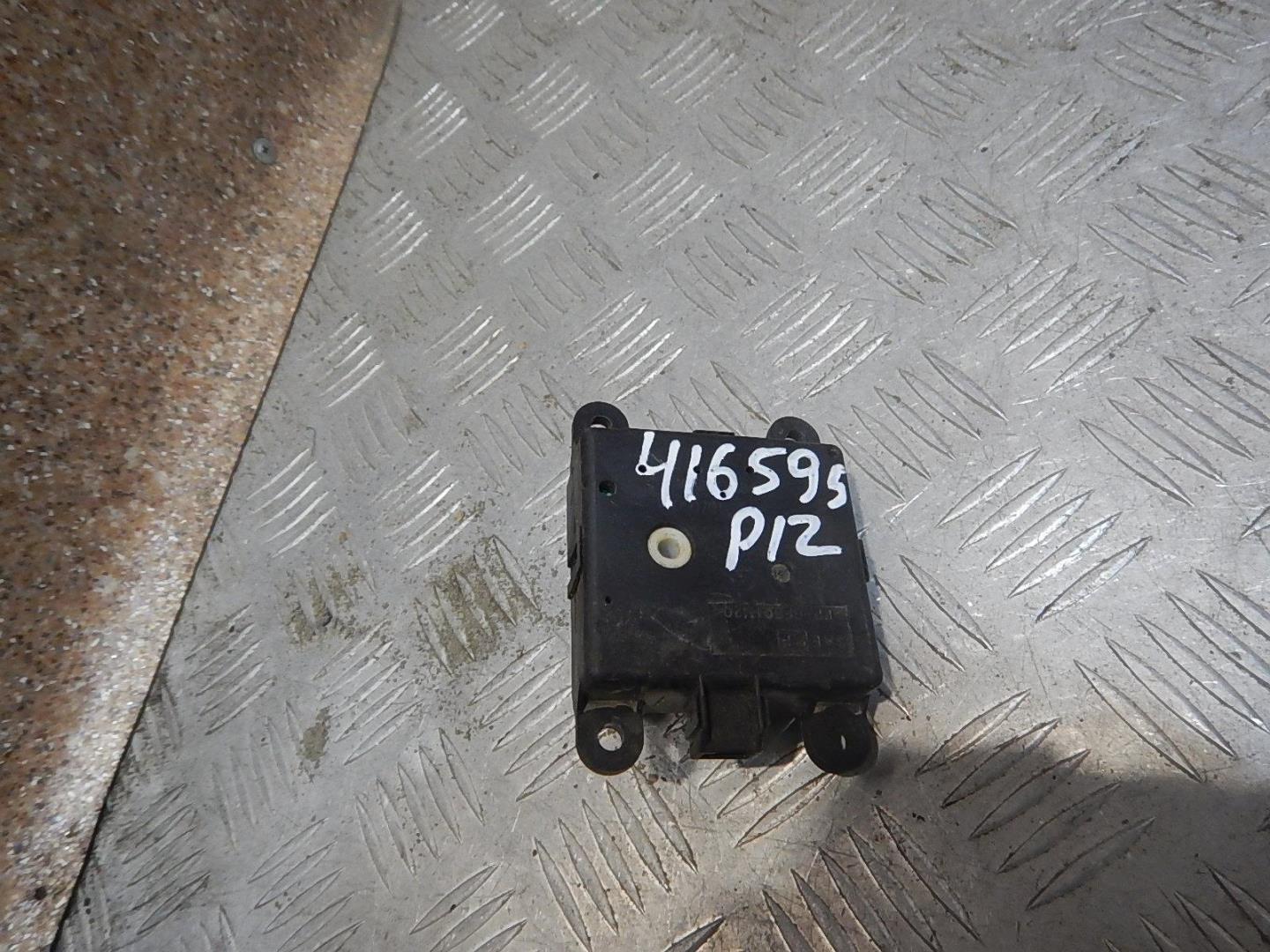 Моторчик заслонки печки