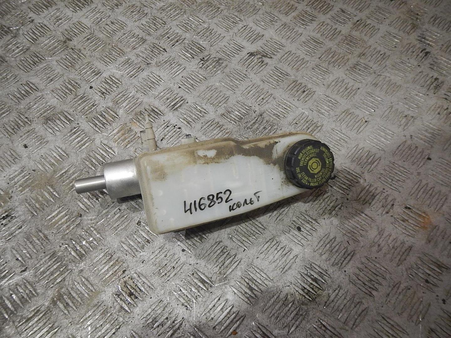 Цилиндр тормозной главный