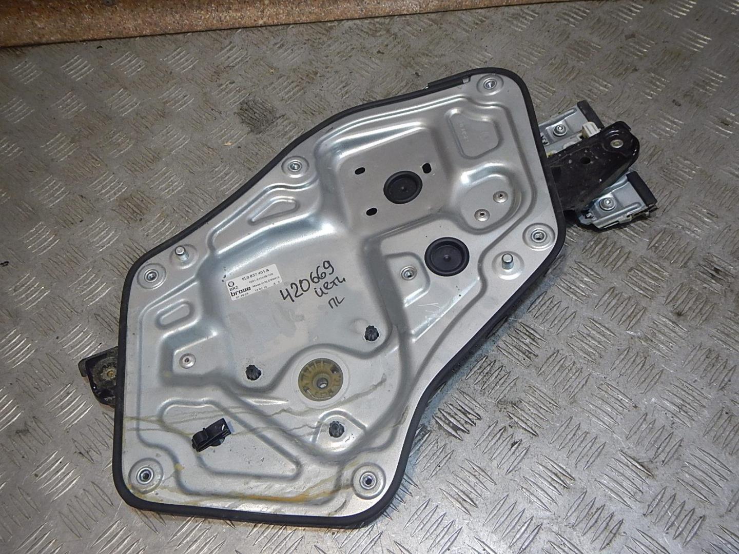 Стеклоподъемник электр. передний левый