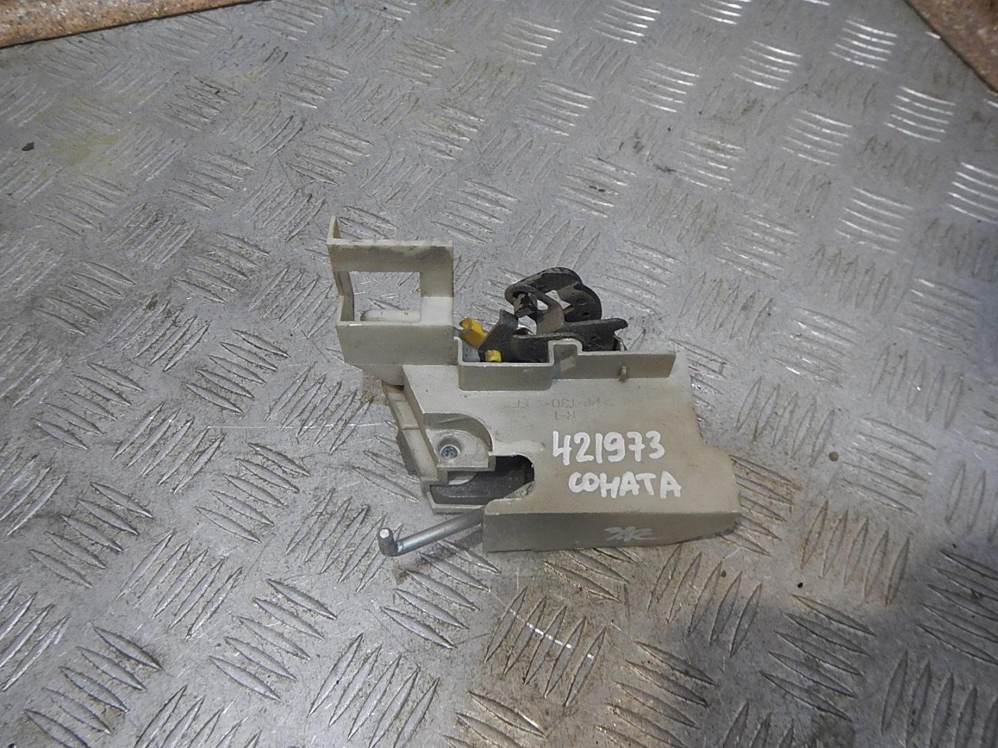 Замок двери задней правой