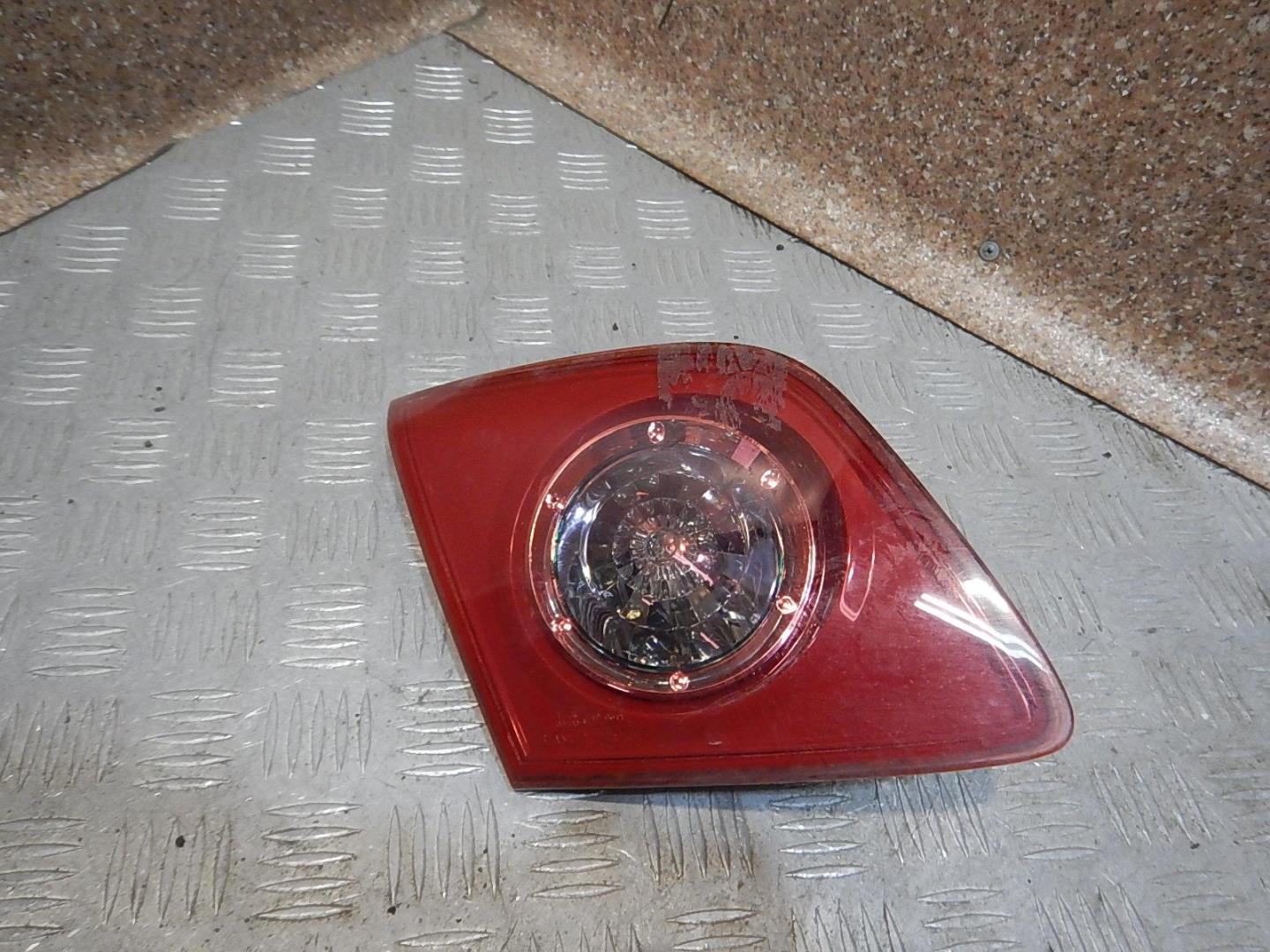 Фонарь задний внутренний левый