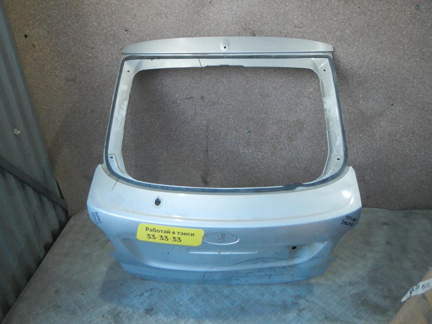 Дверь багажника