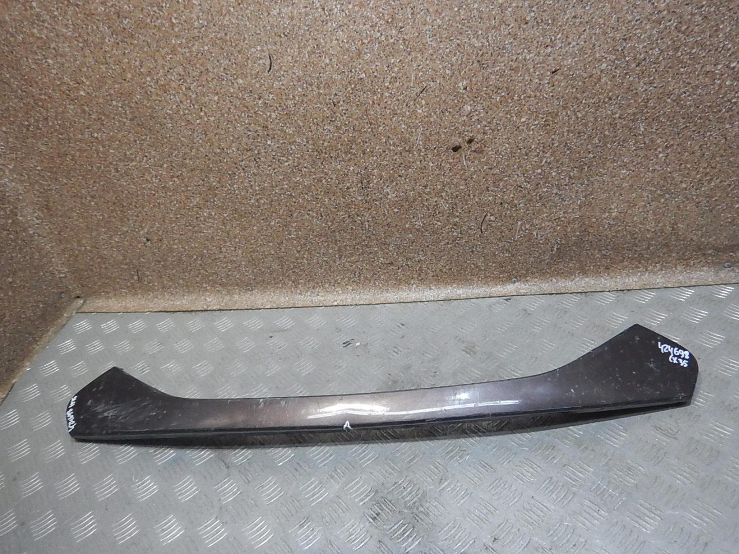 Накладка переднего бампера