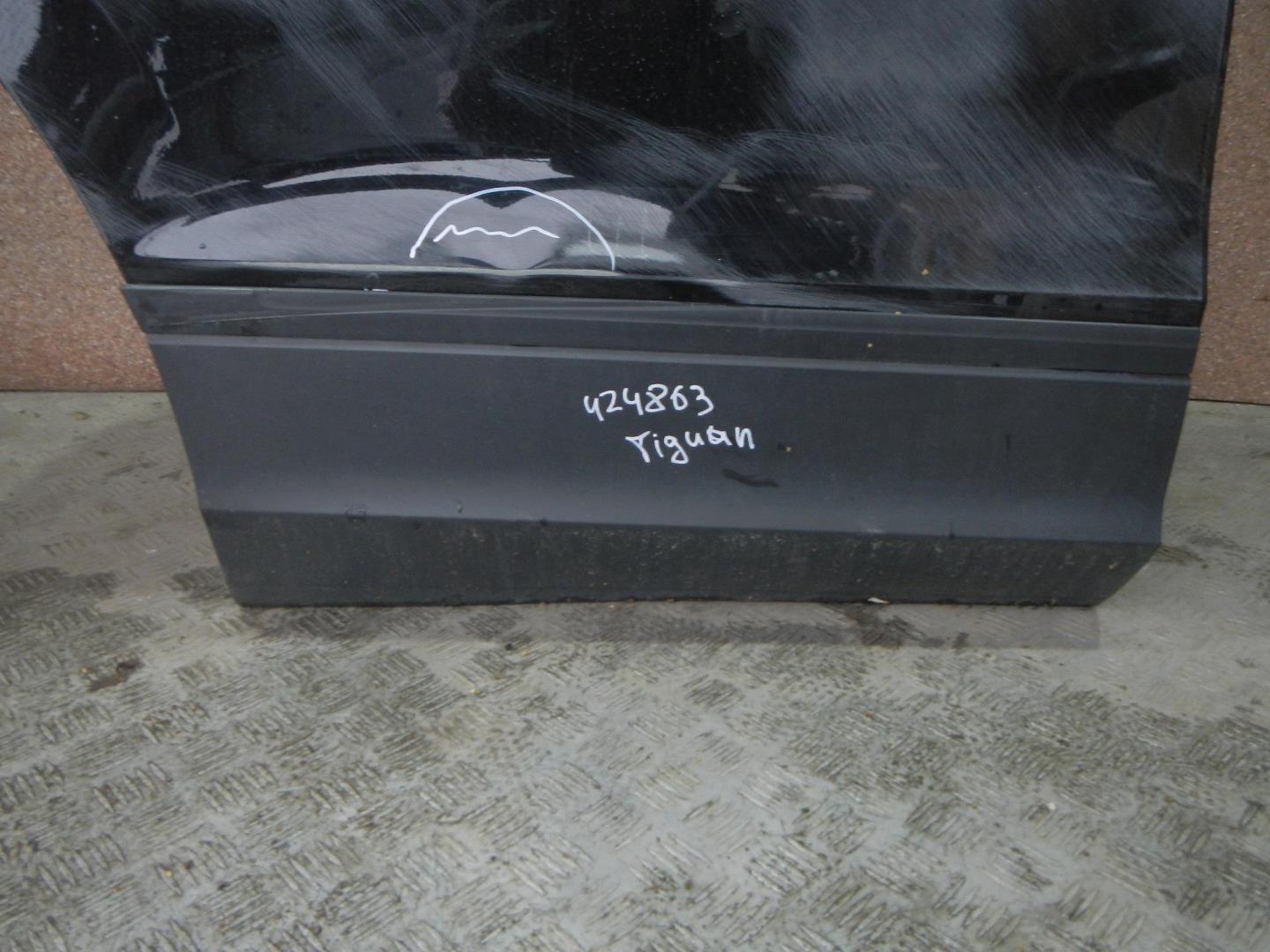 Молдинг задней правой двери