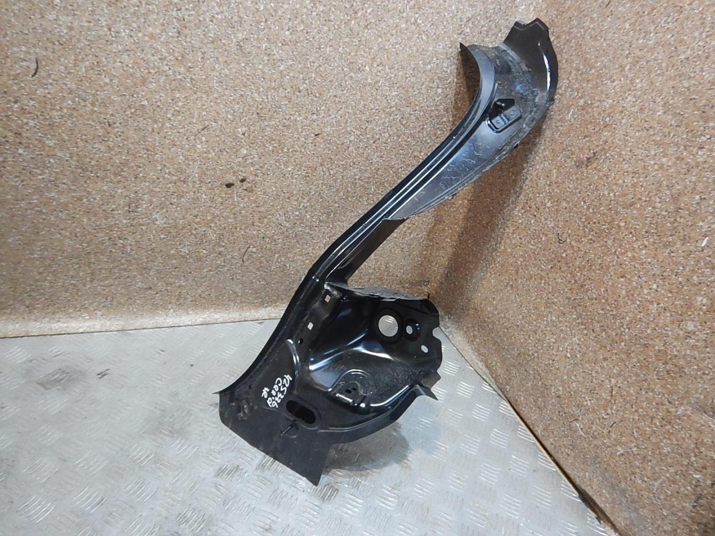 Панель задняя