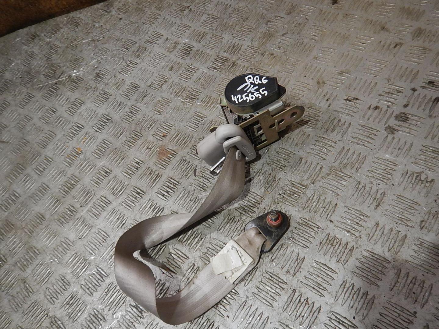 Ремень безопасности