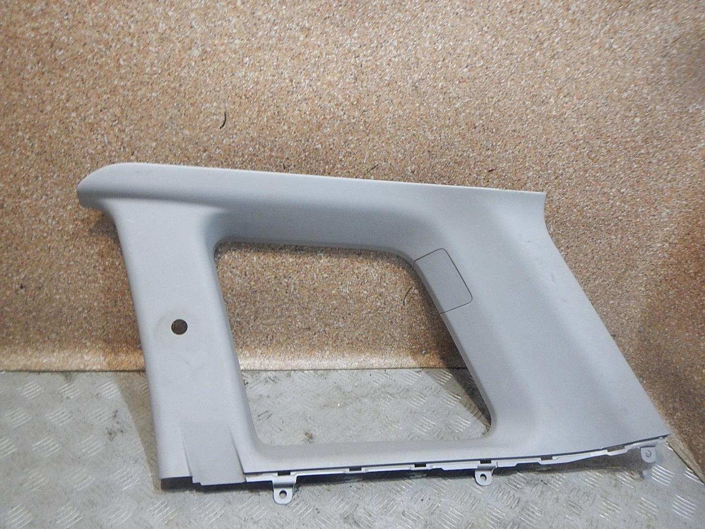 Обшивка стойки