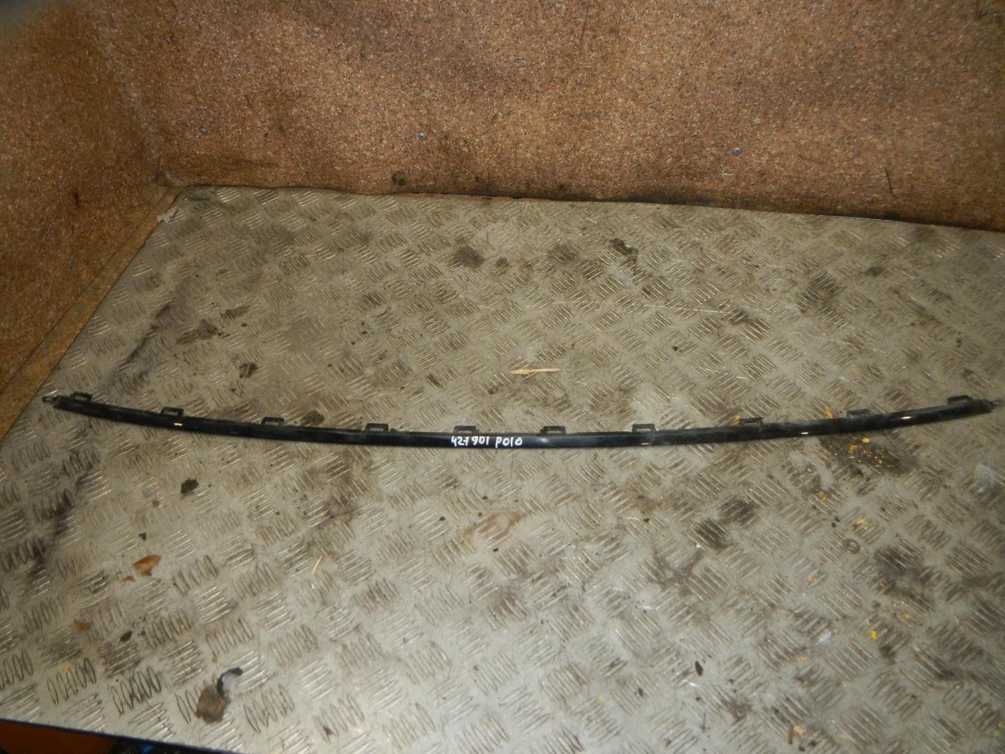 Молдинг заднего бампера