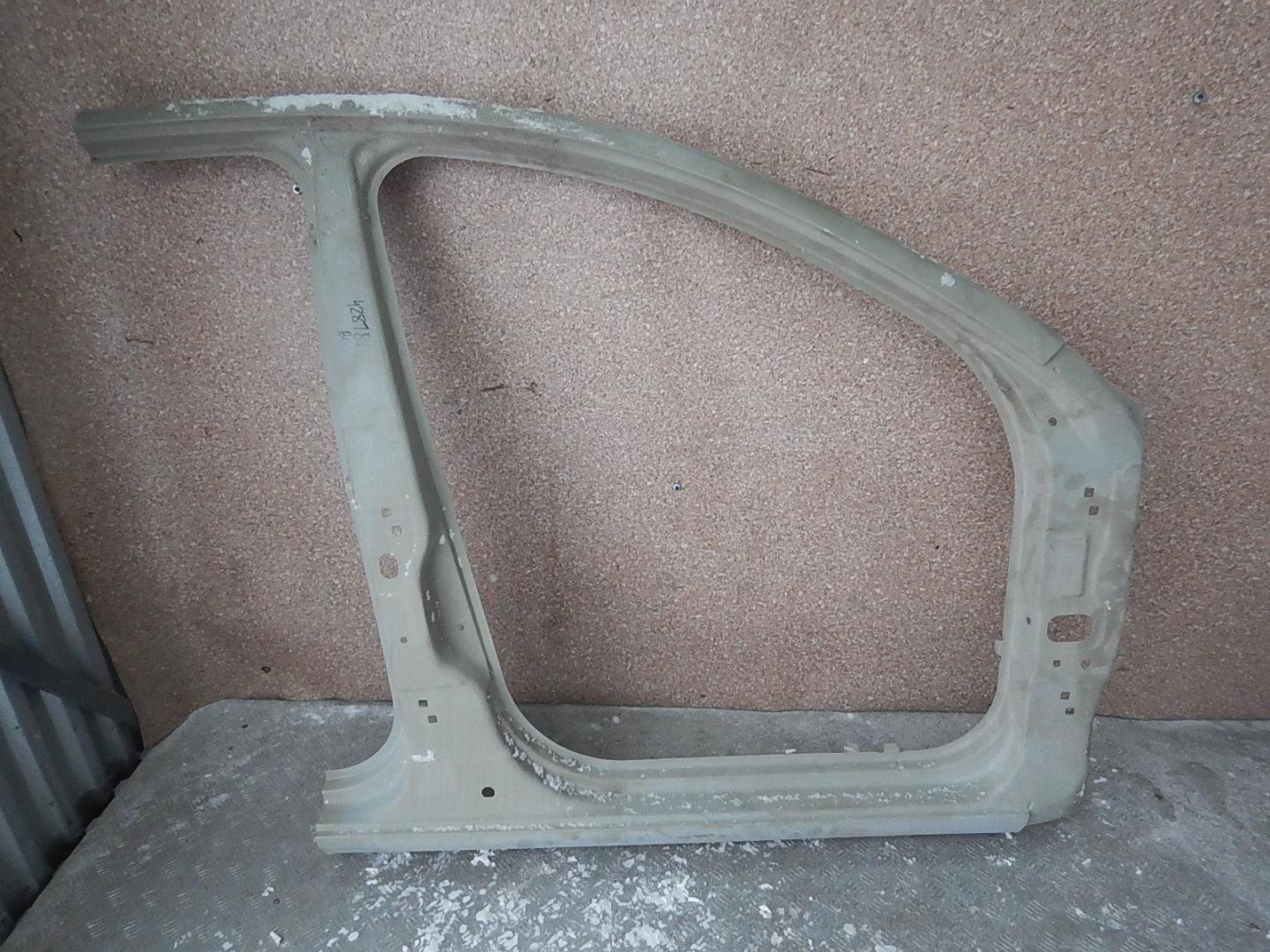 Кузовной элемент