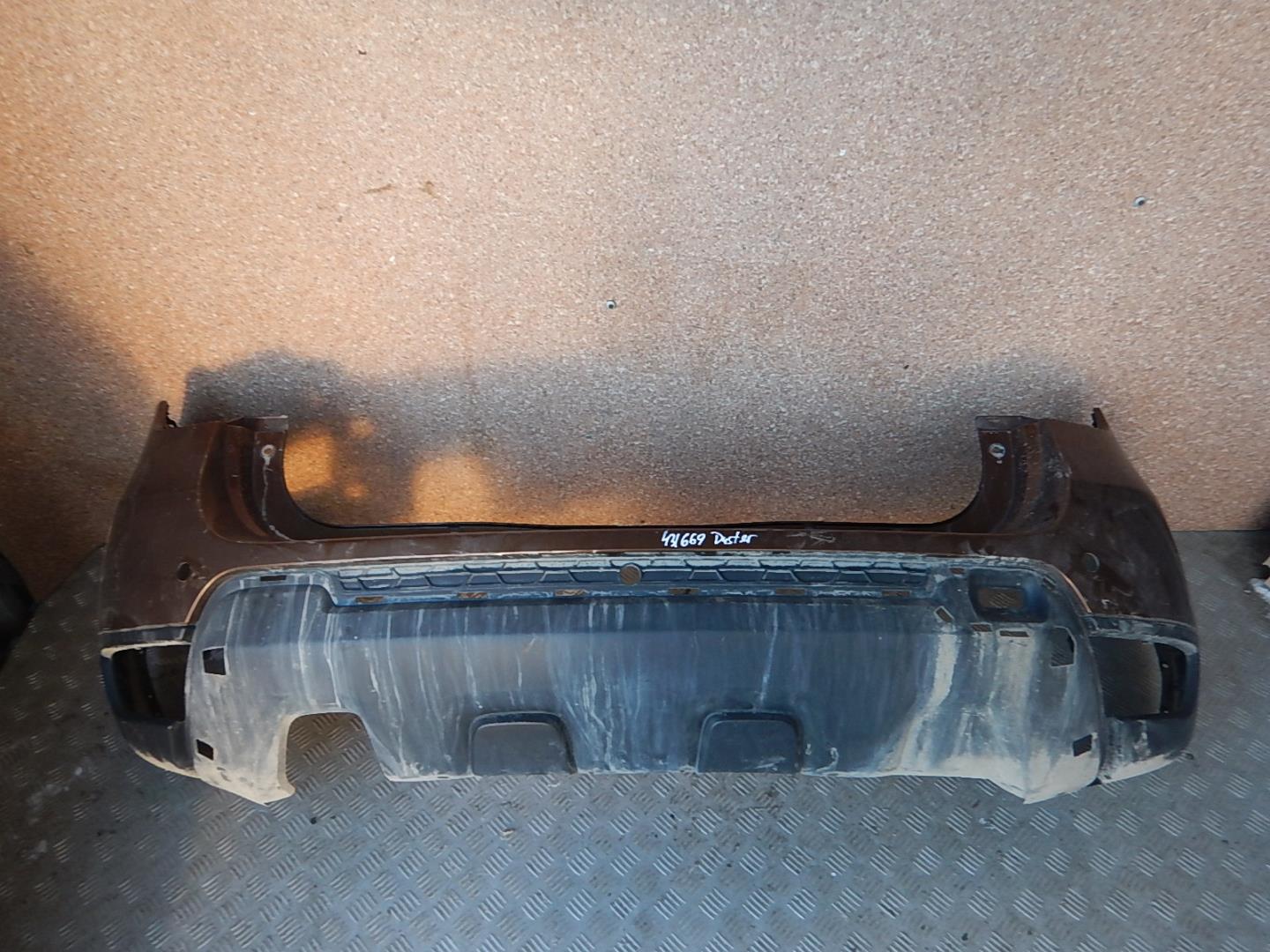 Бампер задний