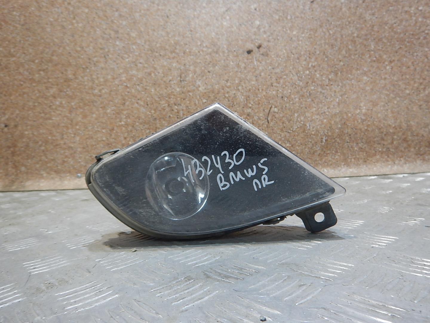 Фара противотуманная правая