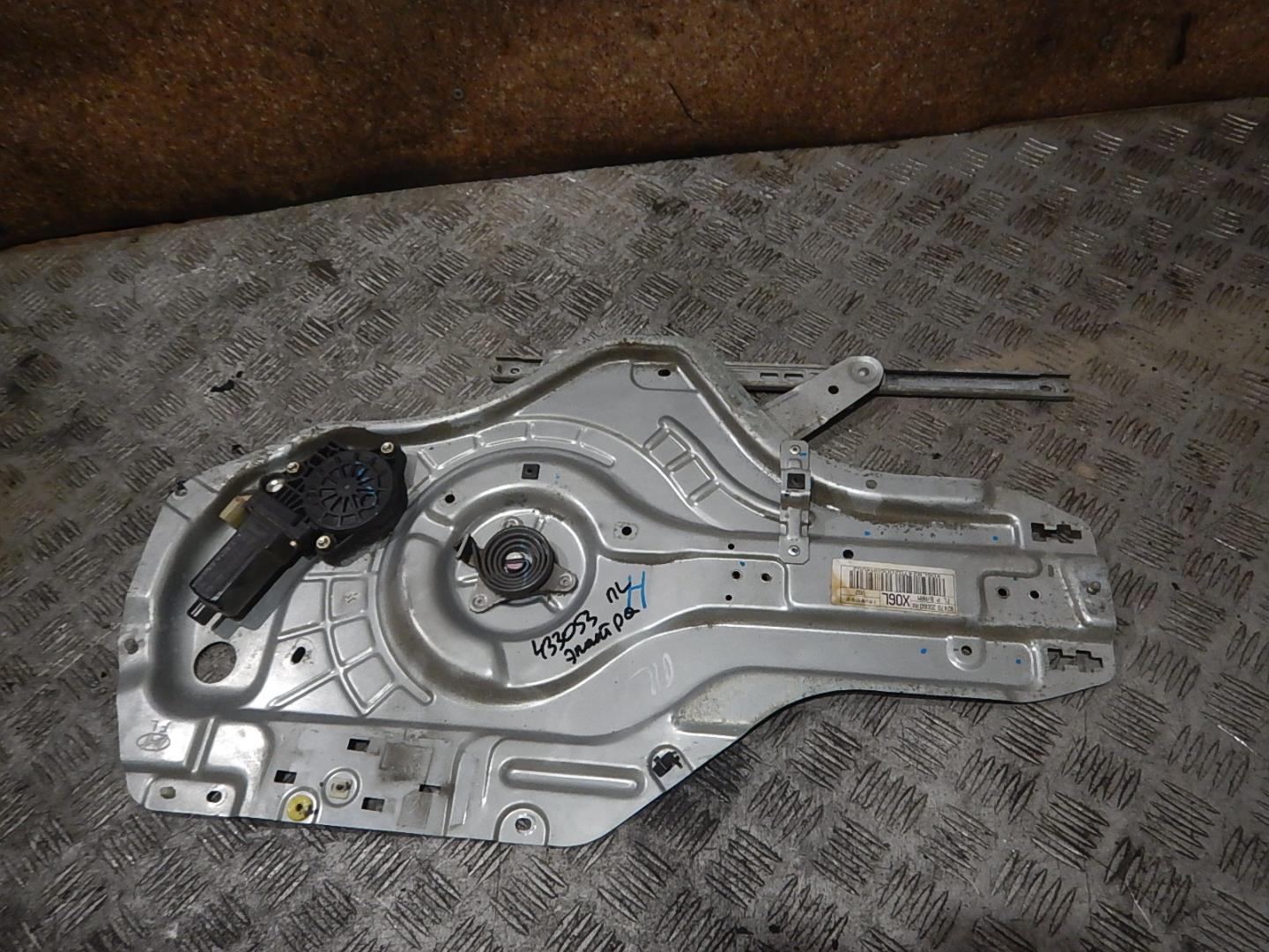 Стеклоподъемник электр. передний левый